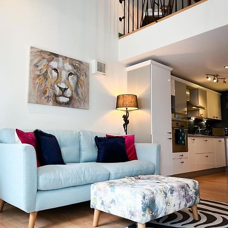 Jungle Escape, City Apartment With Parking & Terrace Chester Exterior foto